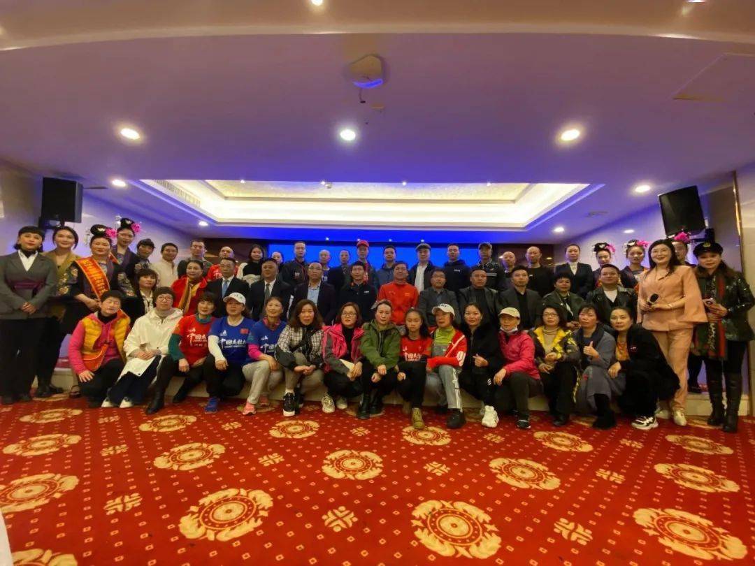 黔东南马拉松_黔南马拉松2020_黔南州马拉松